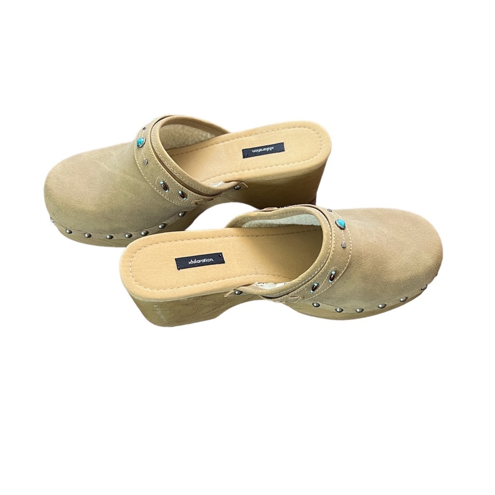 Xhilaration Clogs